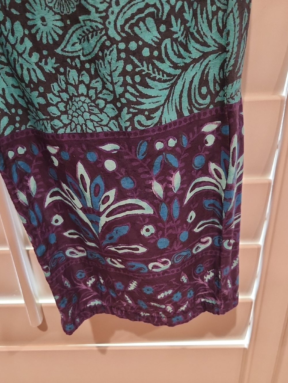 Sundance Cotton Pants, Size MED - Picture 4 of 5
